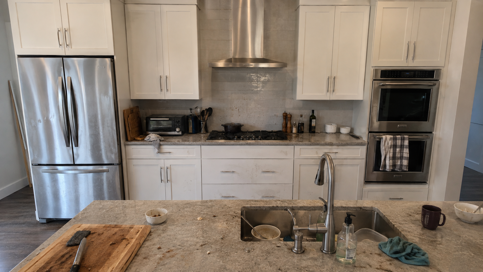 Kitchen before professional cleaning